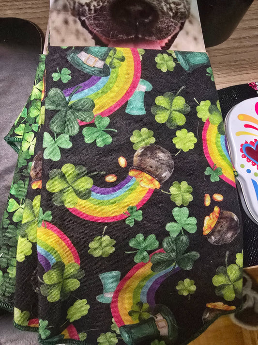 665f5e7d04f32b049949ecdf_bandana-rainbow-shamrocks_1772744098591.jpg