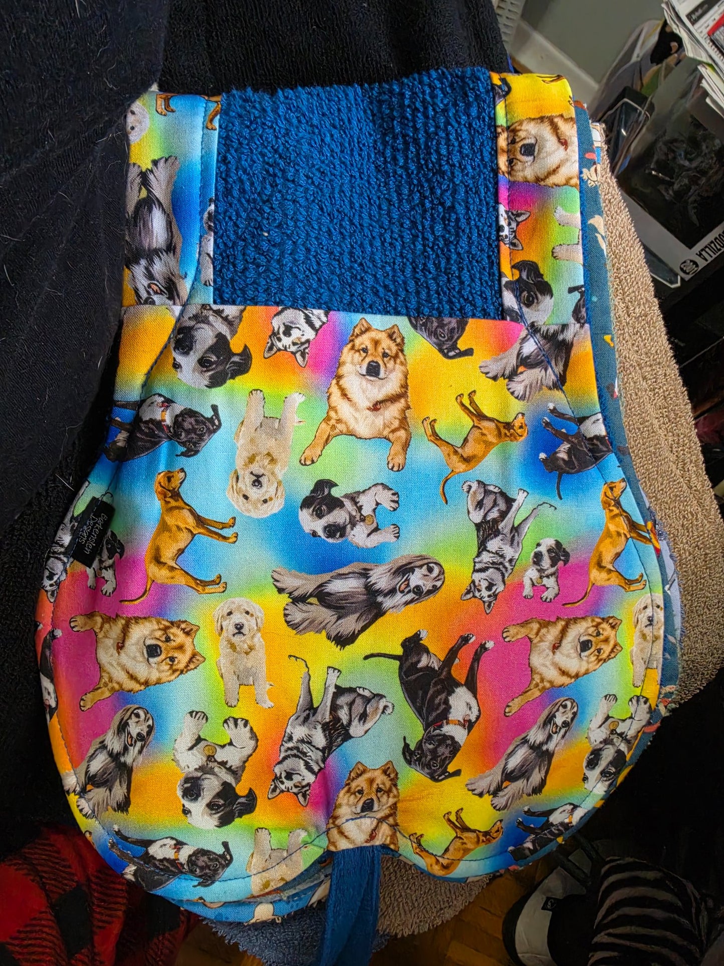 665f5e7d04f32b049949ecdf_dog-towel-pridedogs_1781208027811.jpg