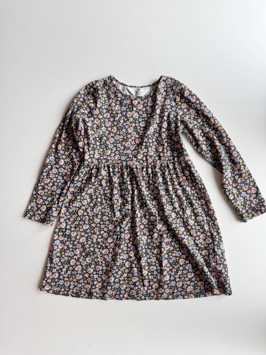 665f5e7d04f32b049949ecdf_h-m-dress_1750346833137.jpg