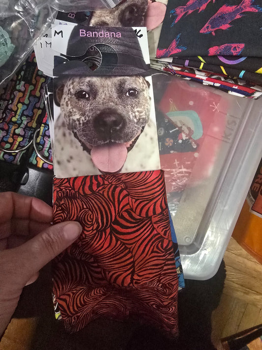 665f5e7d04f32b049949ecdf_md-bandana-red-zebra_1767989280301.jpg