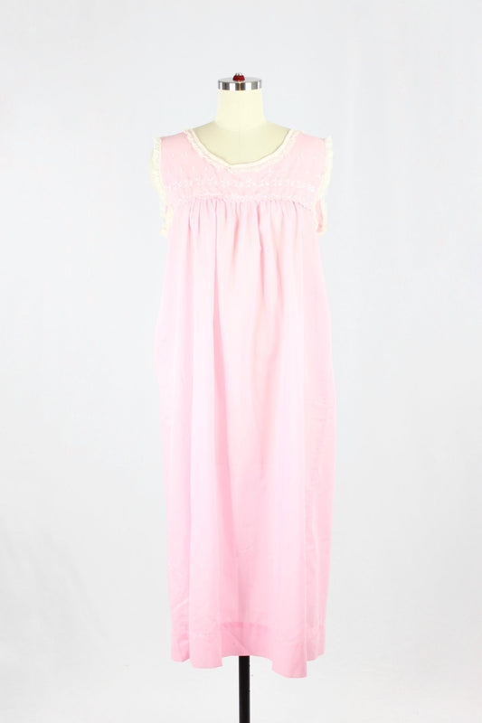 665f5e7d04f32b049949ecdf_pink-peignoir-1-copy_1776554550759.jpg
