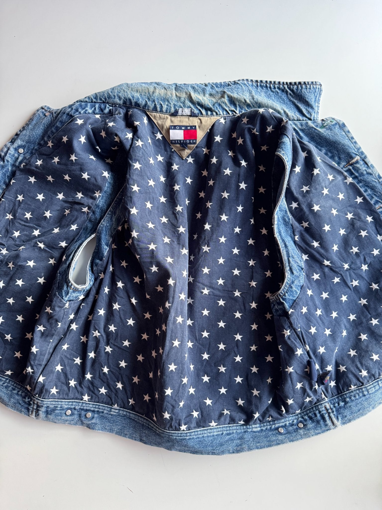 665f5e7d04f32b049949ecdf_th-vest-10-copy_1774101120142.jpg