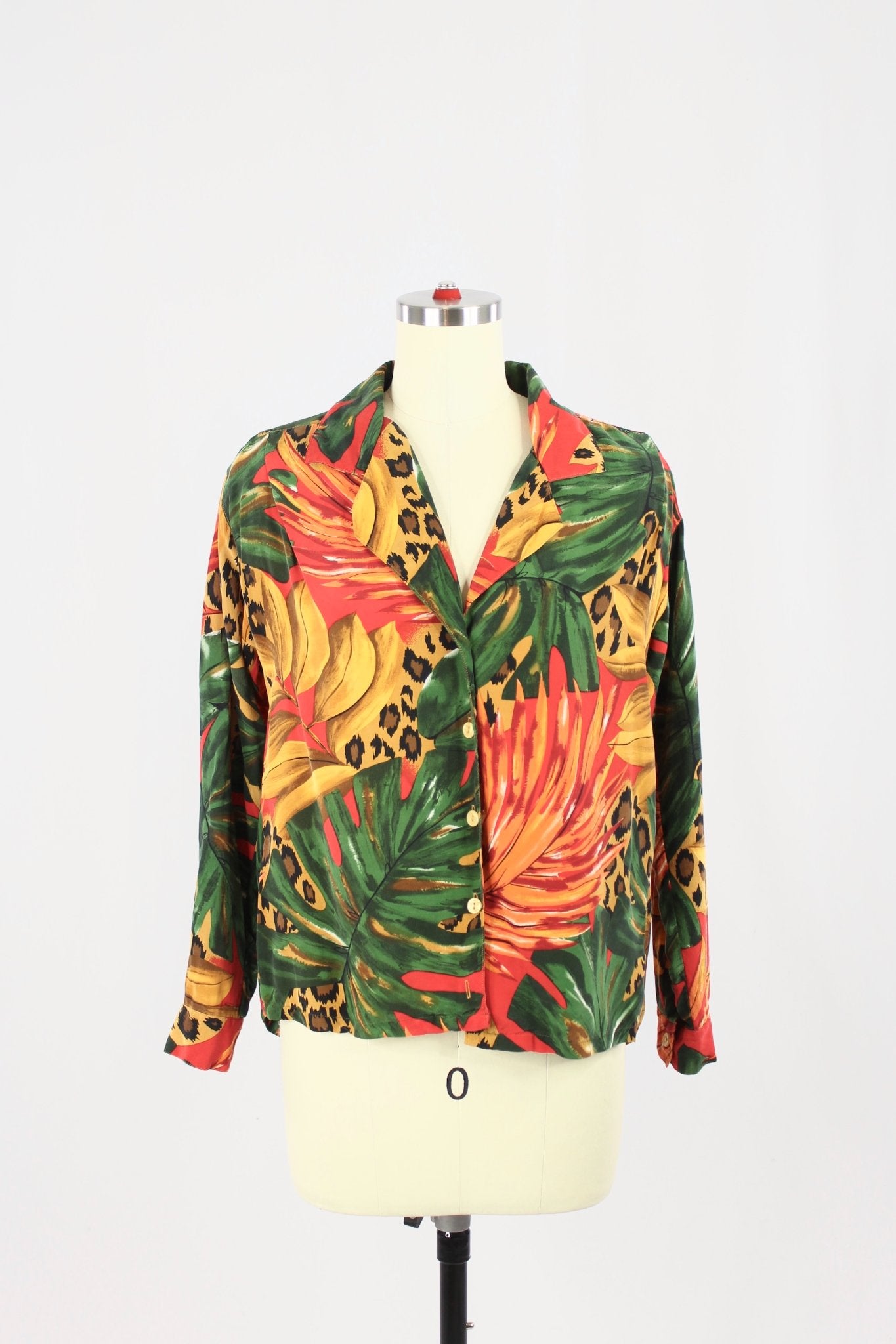 665f5e7d04f32b049949ecdf_tropical-silk-1-copy_1785074582552.jpg
