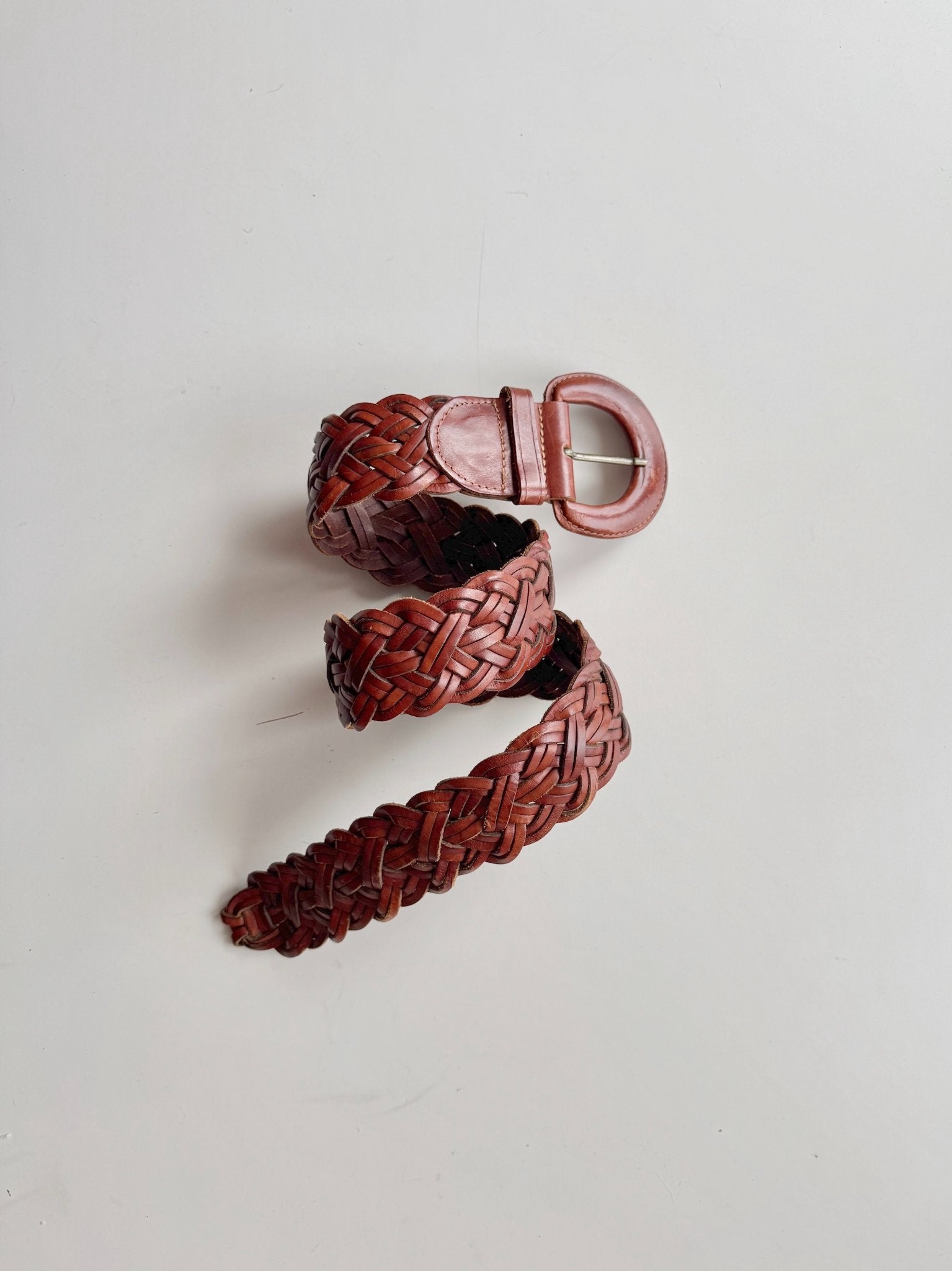 665f5e7d04f32b049949ecdf_woven-belt-1-copy_1774102827092.jpg