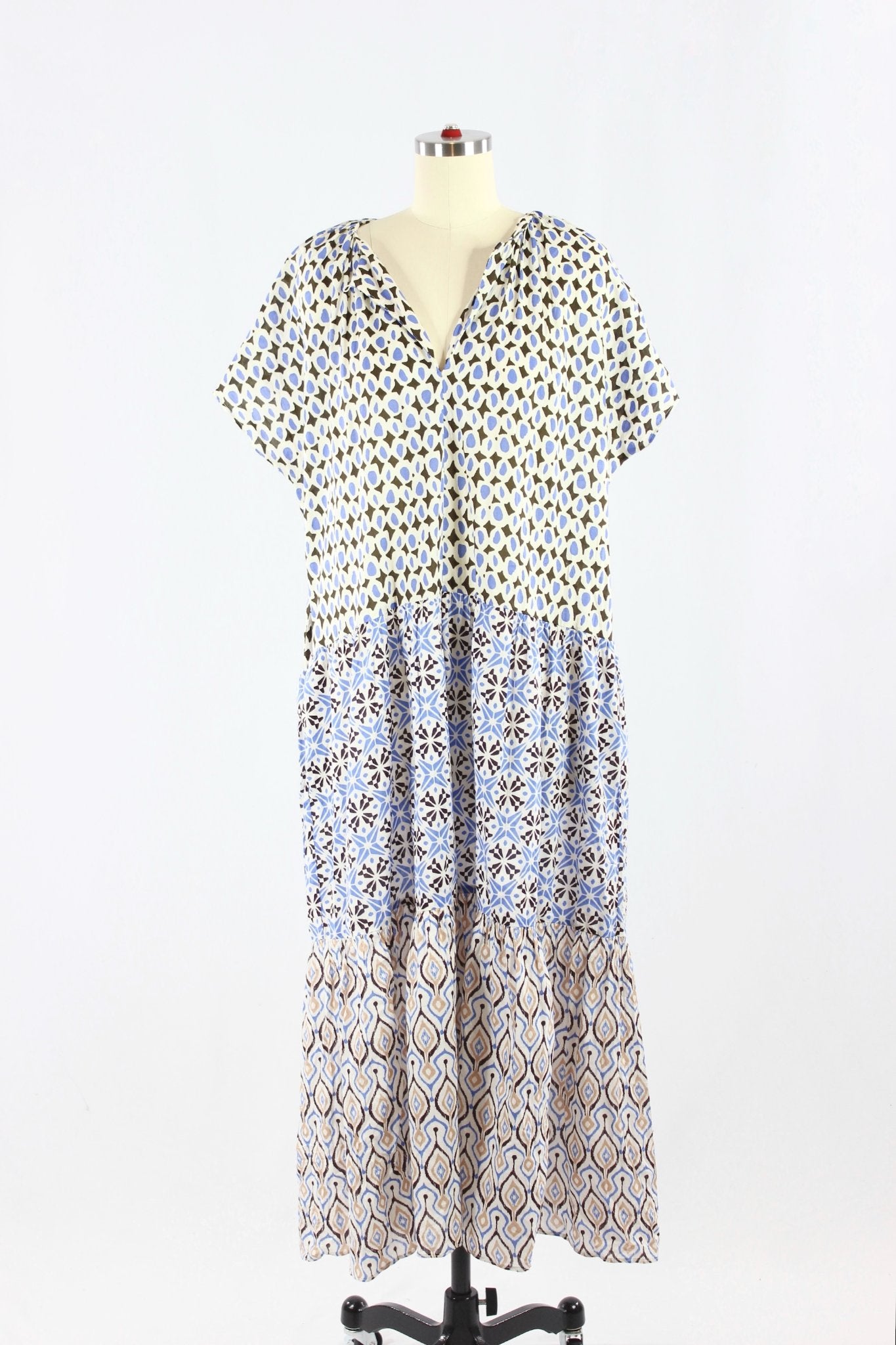 665f5e7d04f32b049949ecdf_zara-patterned-4-copy_1774102351396.jpg