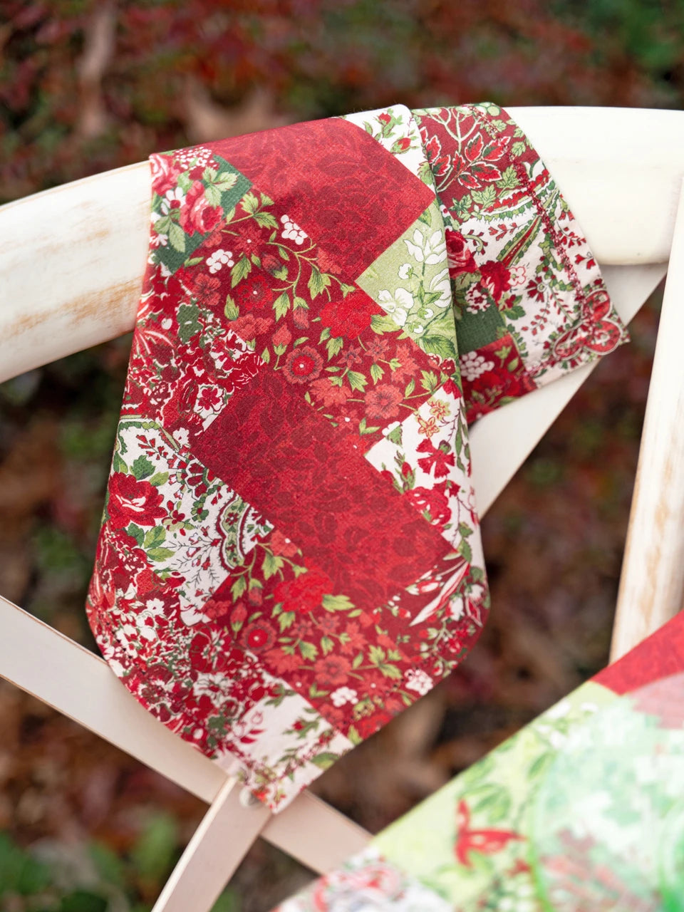 Merry Patchwork Luncheon Napkin Set of 4 - Red