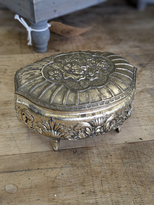 Rose metal jewelry box