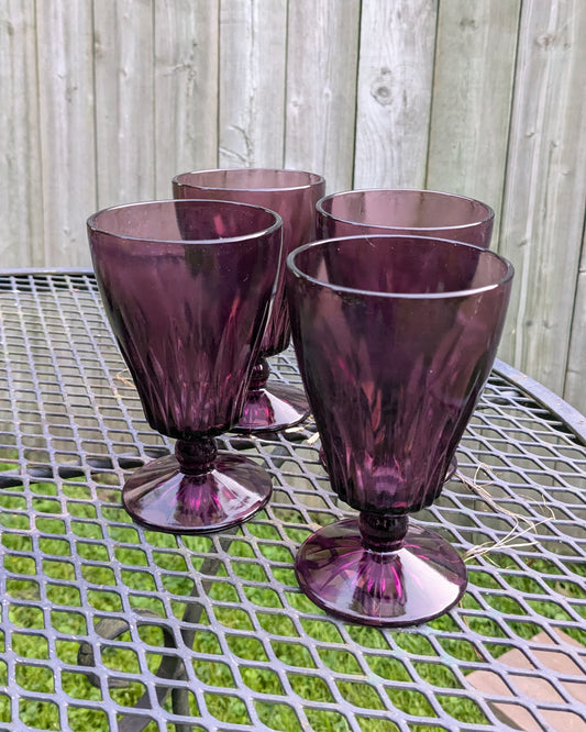 Vintage Hazel Atlas Moroccan Amethyst Wine Glass