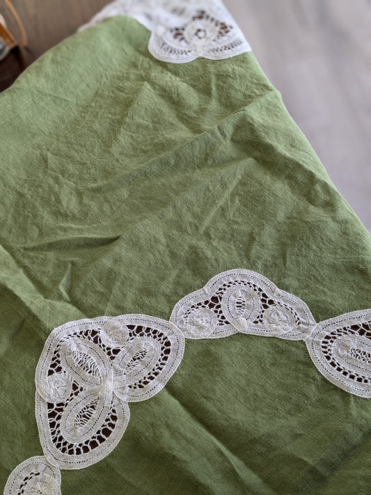 Green square table cloth