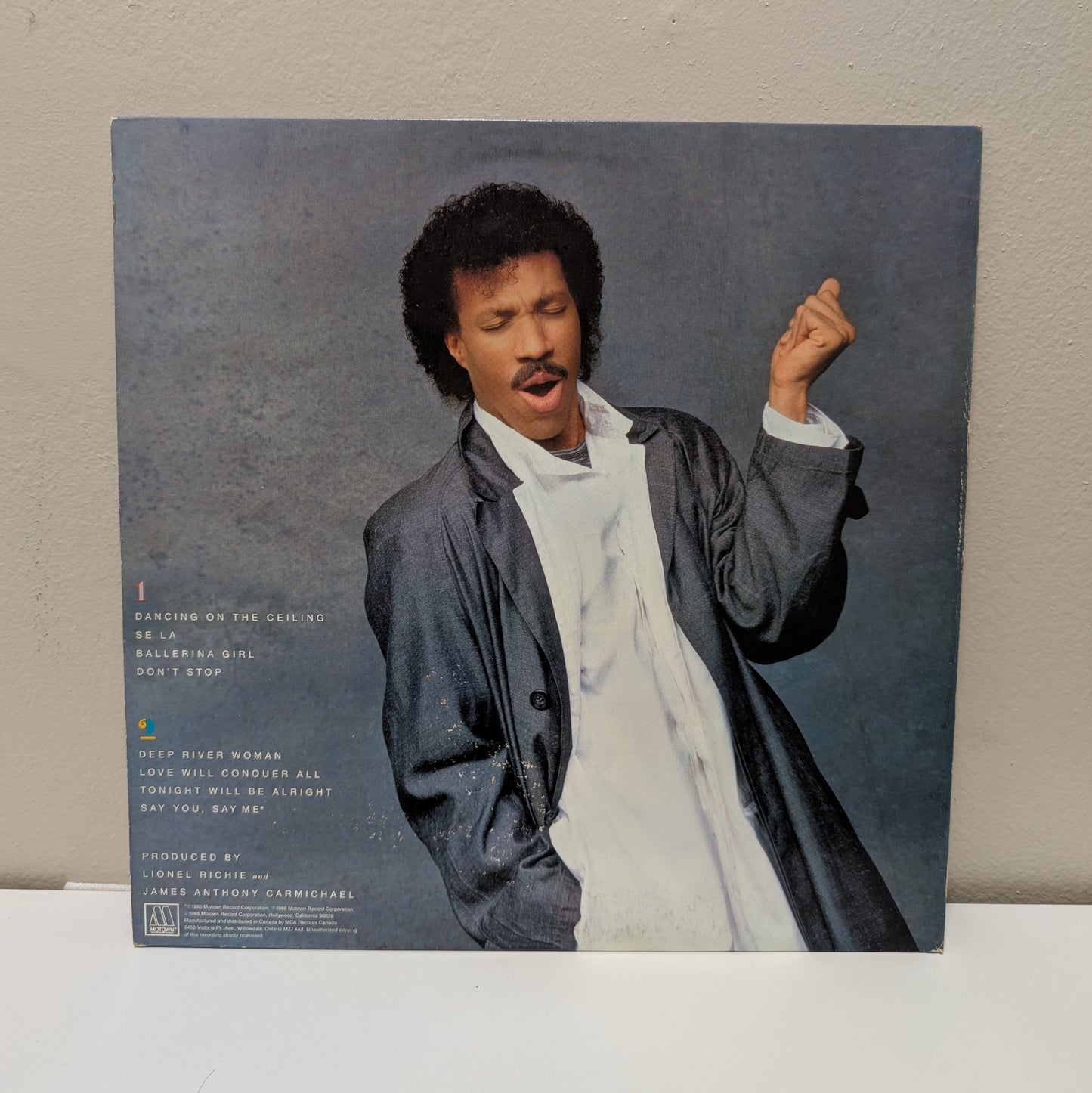 Lionel Richie Dancing On The Ceiling LP