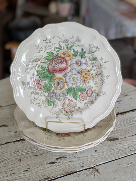set of 4 Malvern Dinnerplates