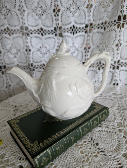 Bird White peppertree tabletops