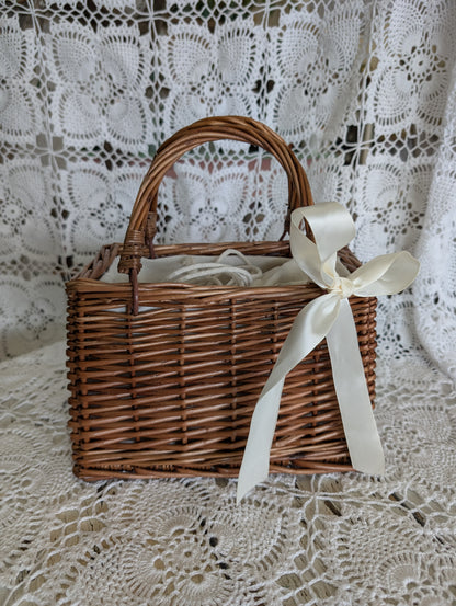Whicker basket bag