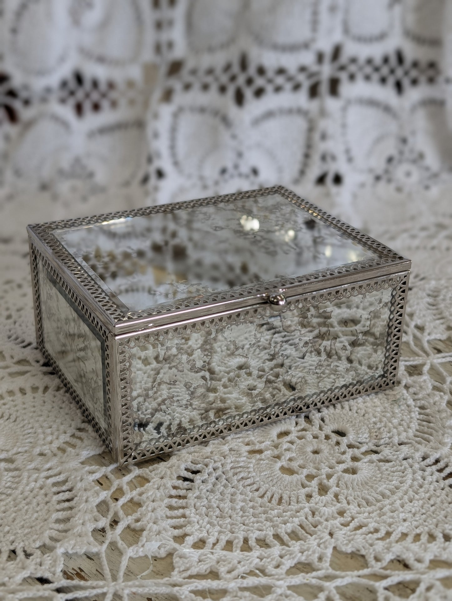Mirror Box