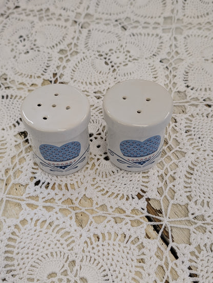 Heart salt and pepper shaker
