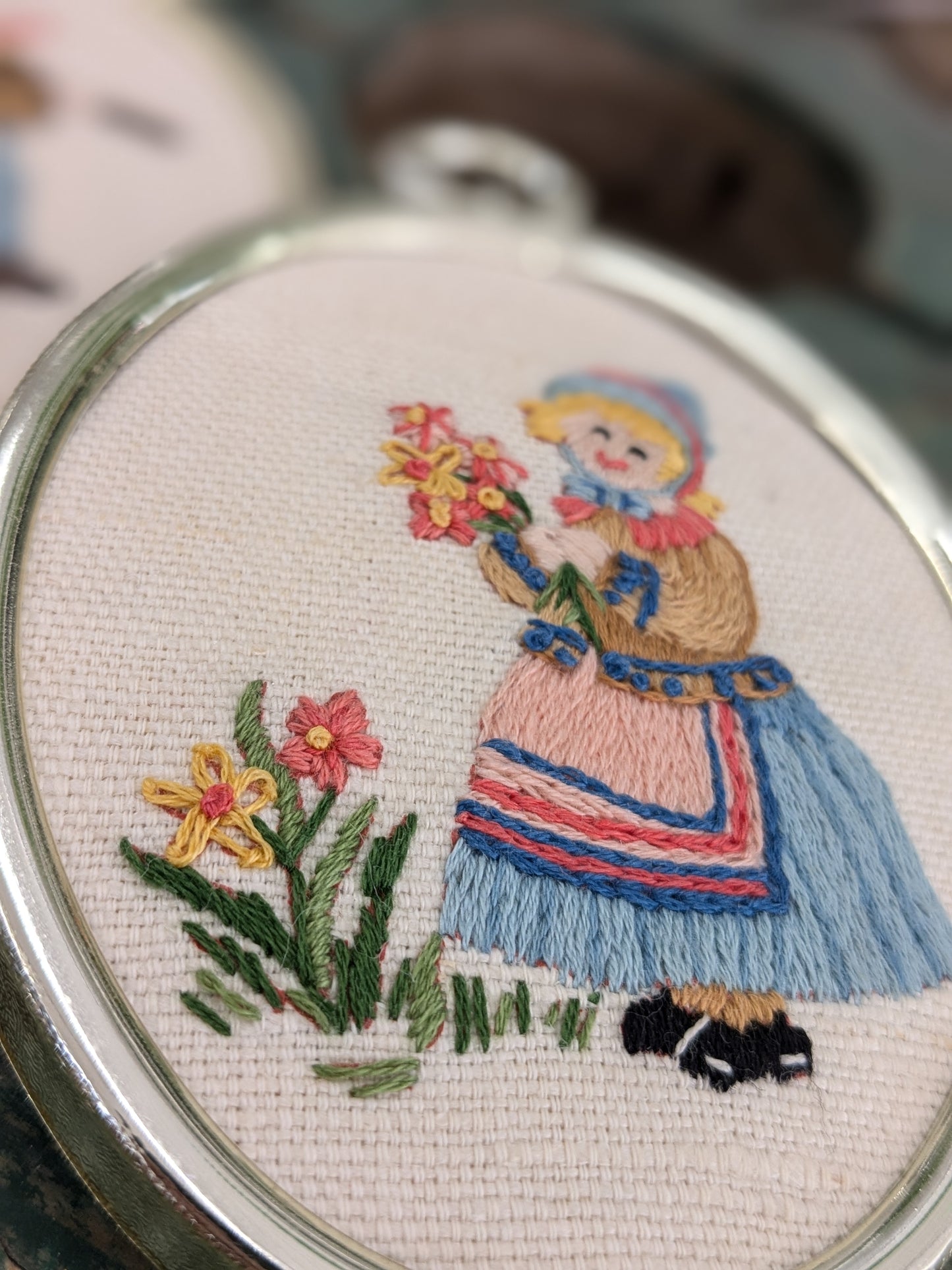 Set of Oval Embroidered children