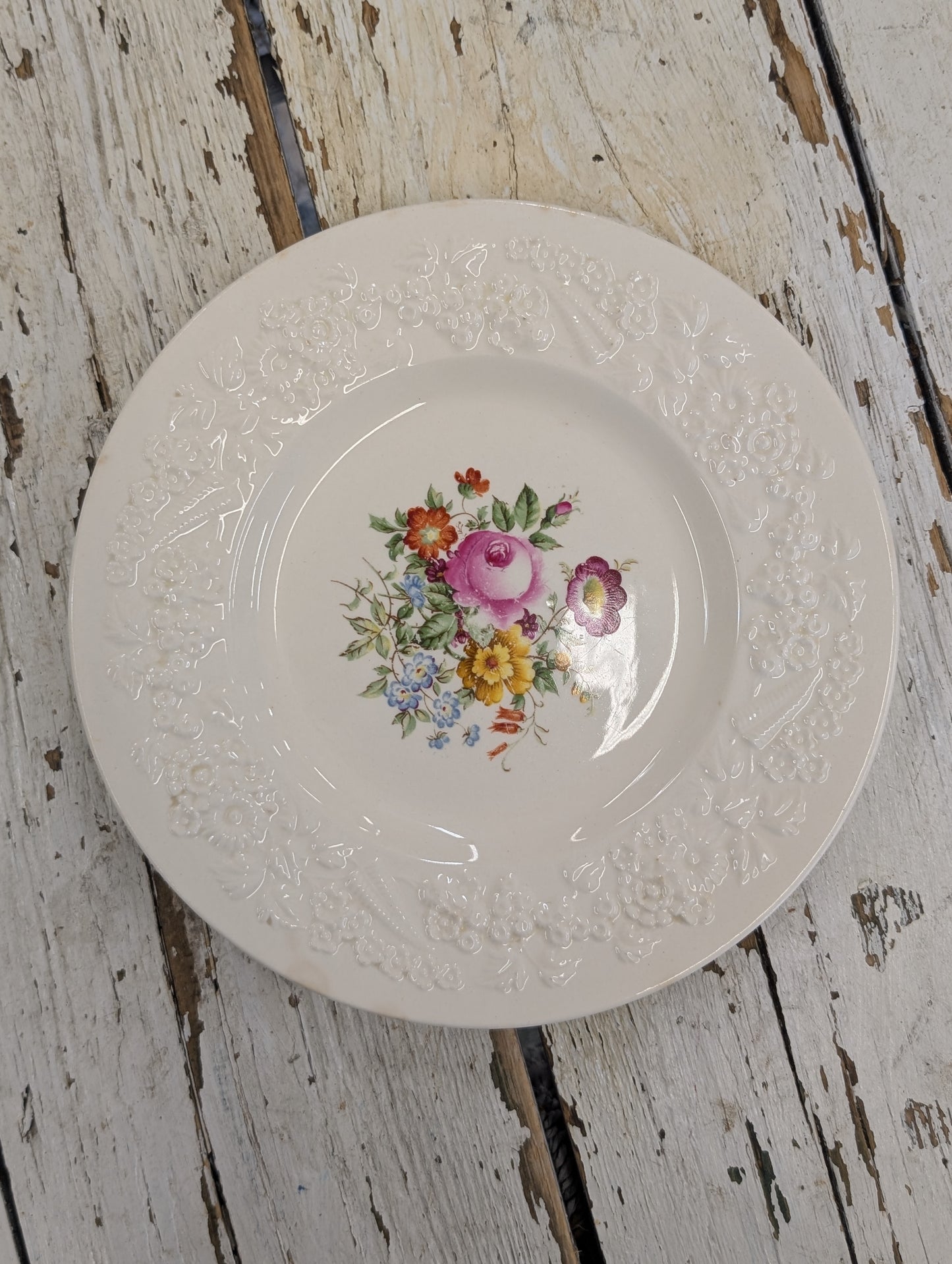 Assorted decor plate
