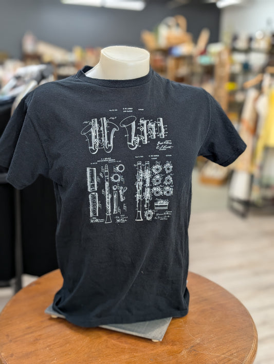 Clarinet tee