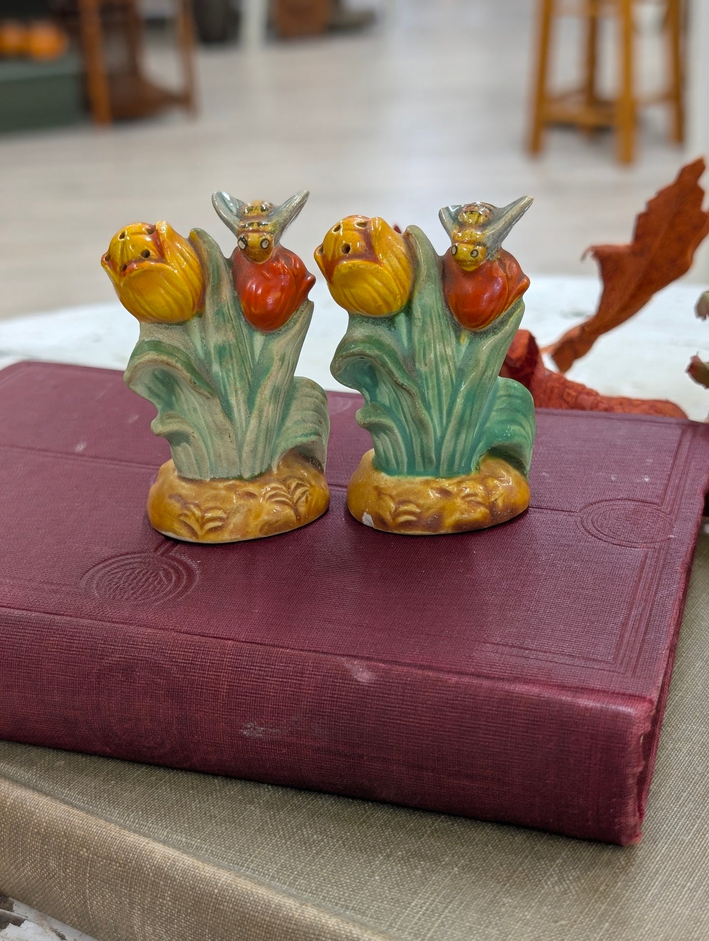 Tulip salt and pepper