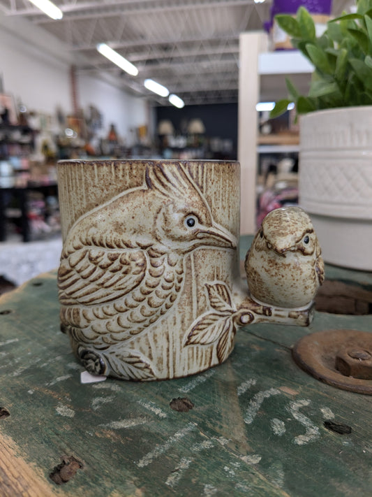 vintage John Buck Mug - Sitting Bird