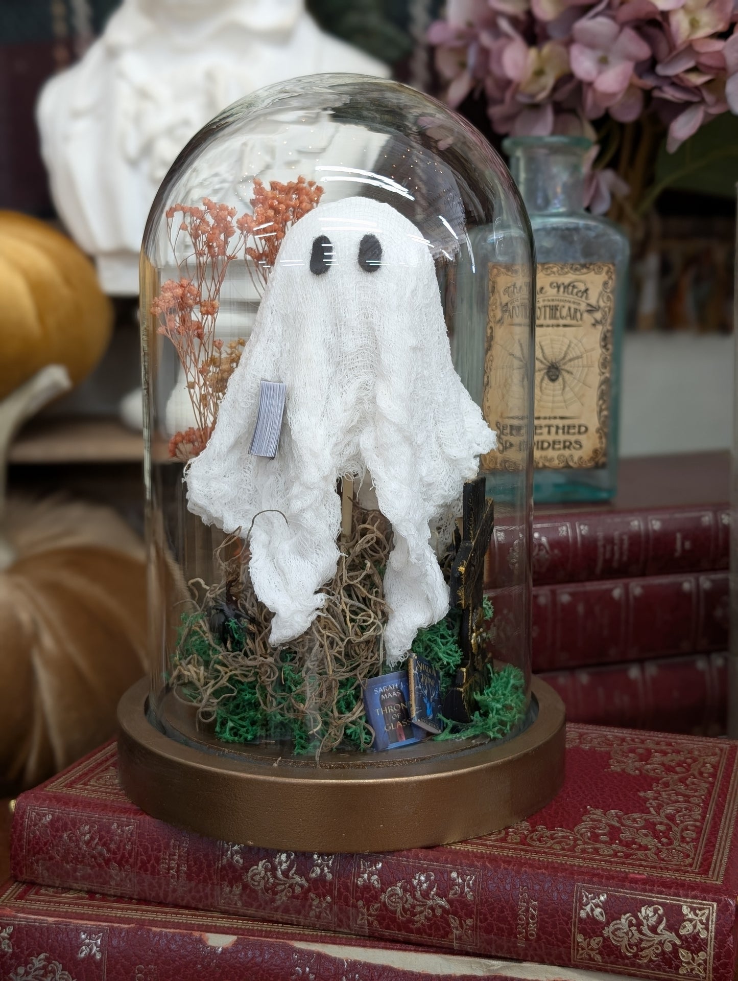 Ghost in cloche