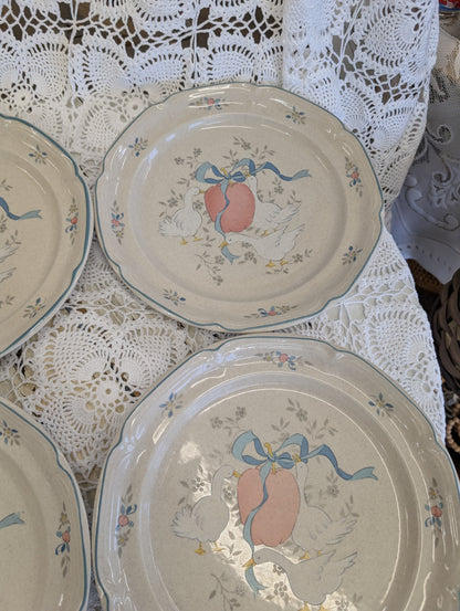 Marmalade pattern ceramic dinner plate with geese motif set of 4