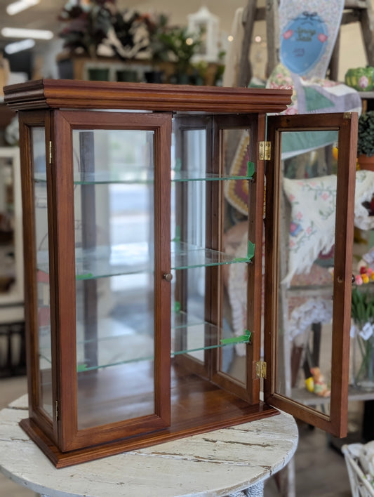 Glass cabinet