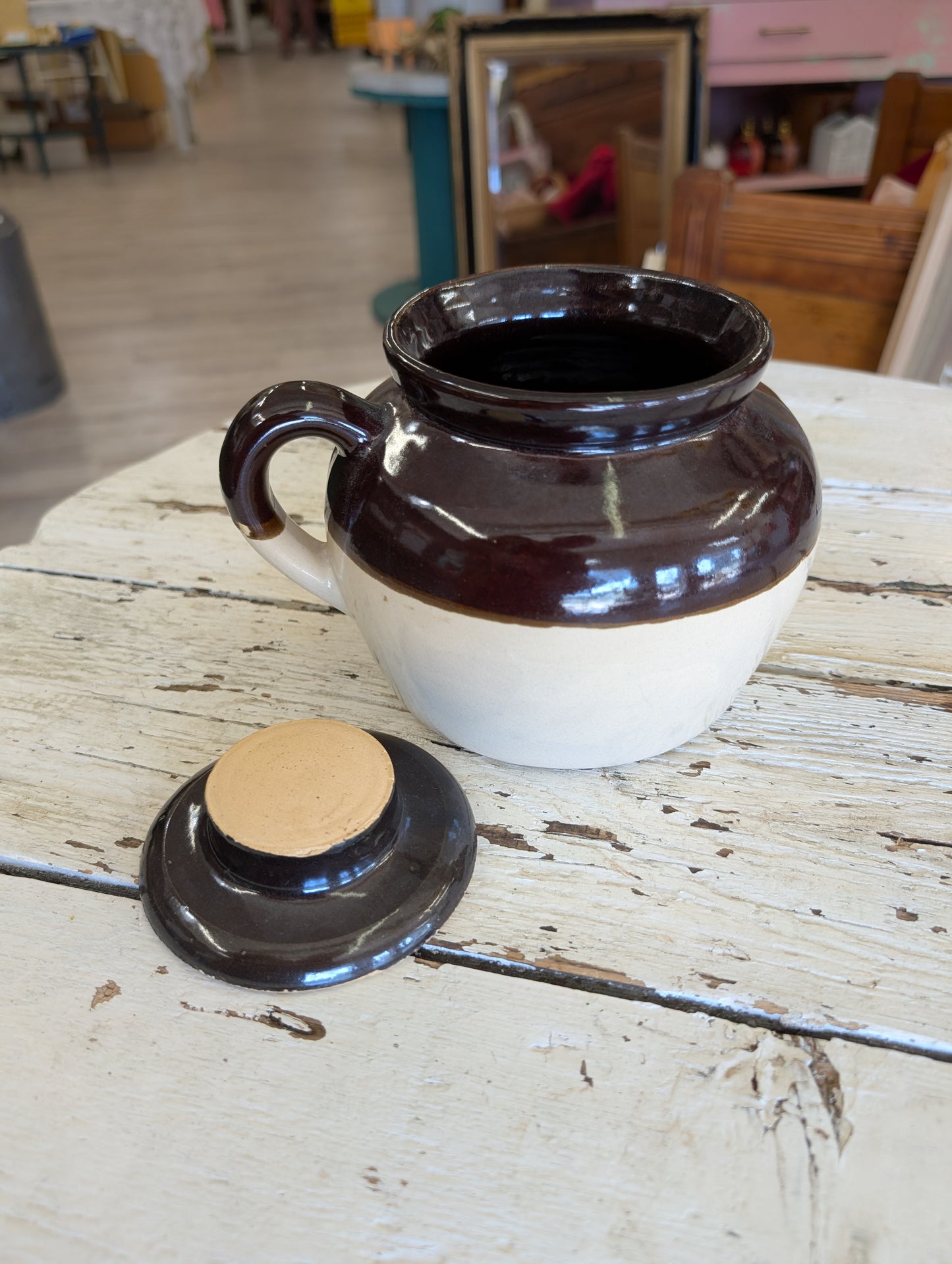 Brown bean crock