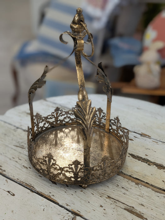 Decorative crown