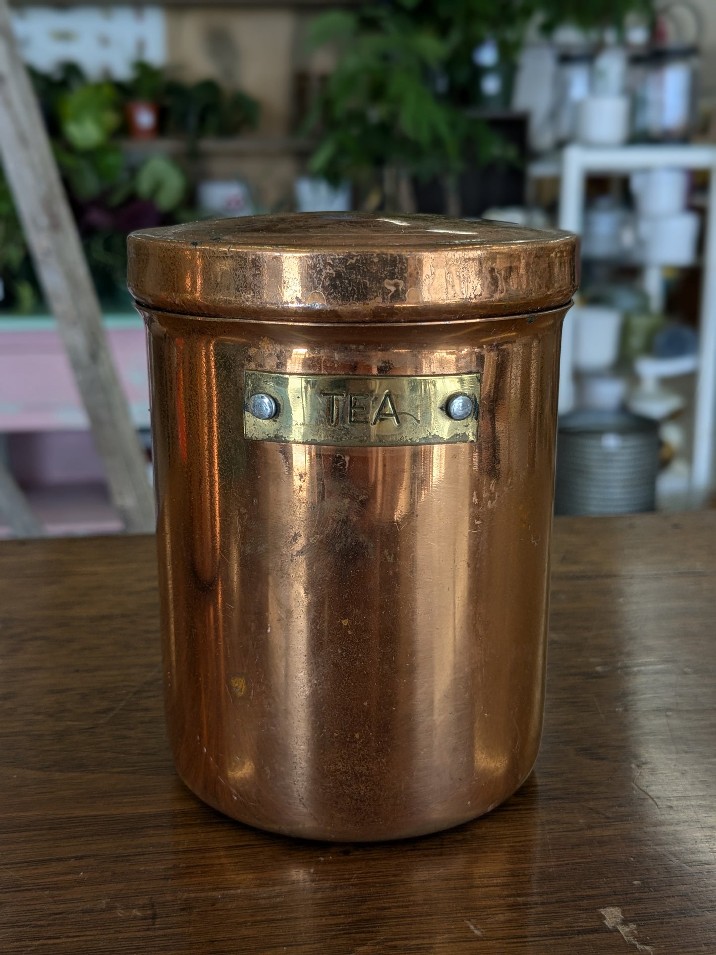 Tea copper container