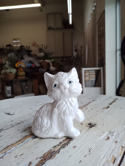 Ceramic White Kitten