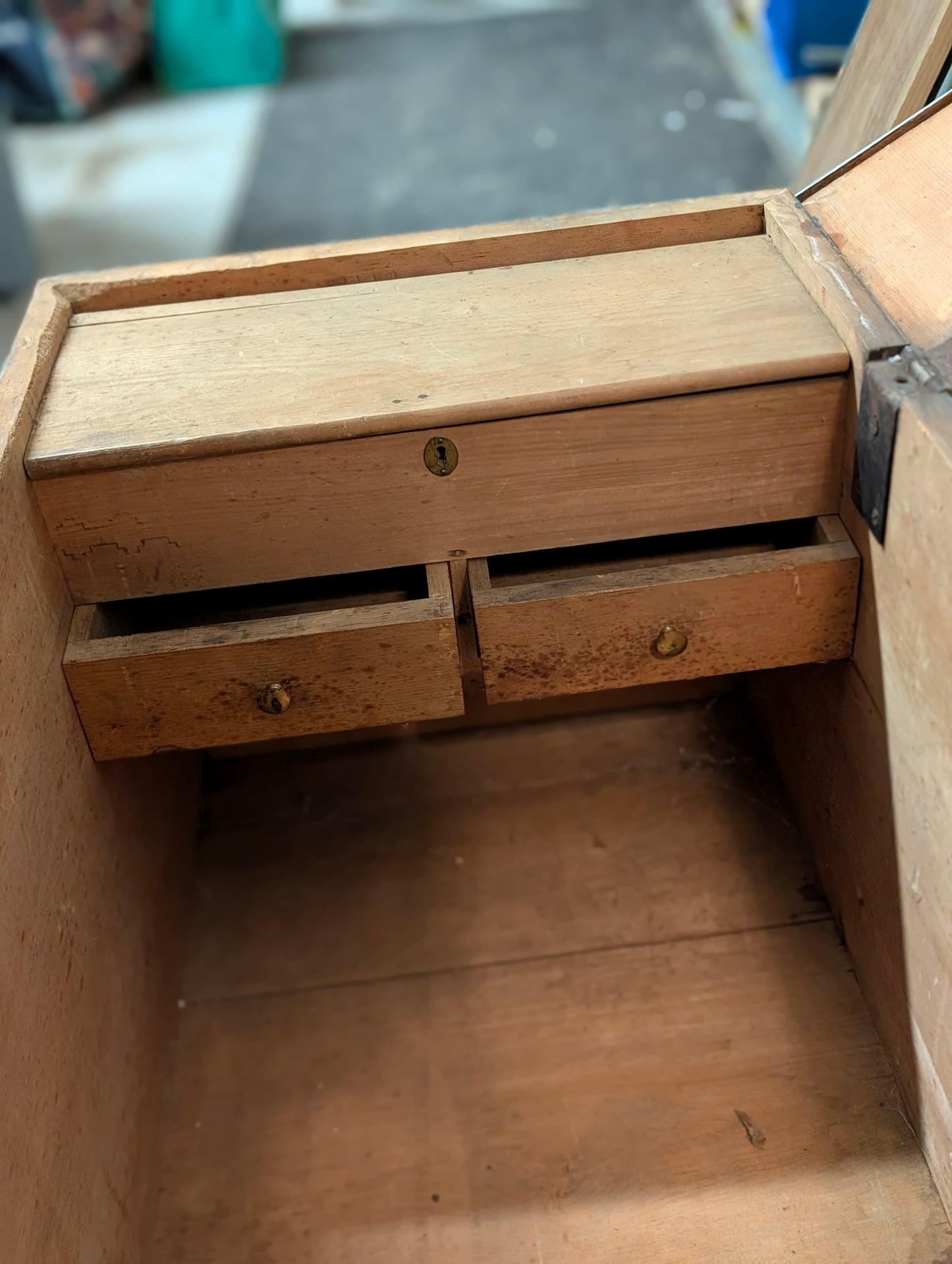Pine painted blanket box