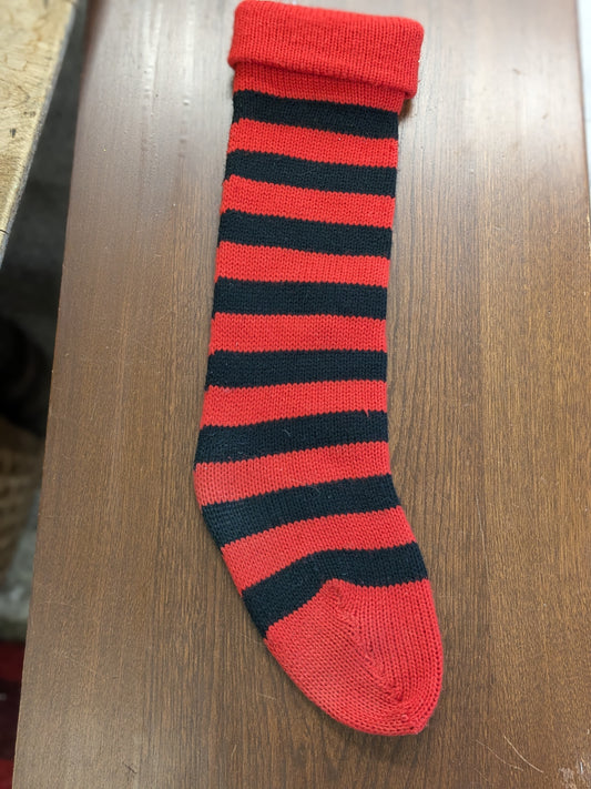Black / red stocking