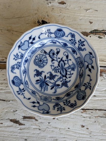 Meissen Blue Onion set pf 4 desert plates