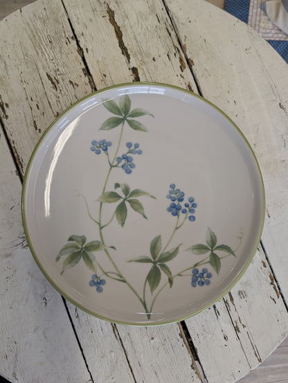 Noritake dinner plates qty 6
