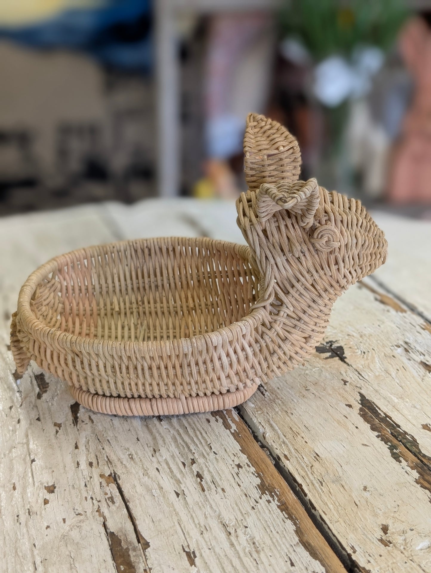 Wicker bunny