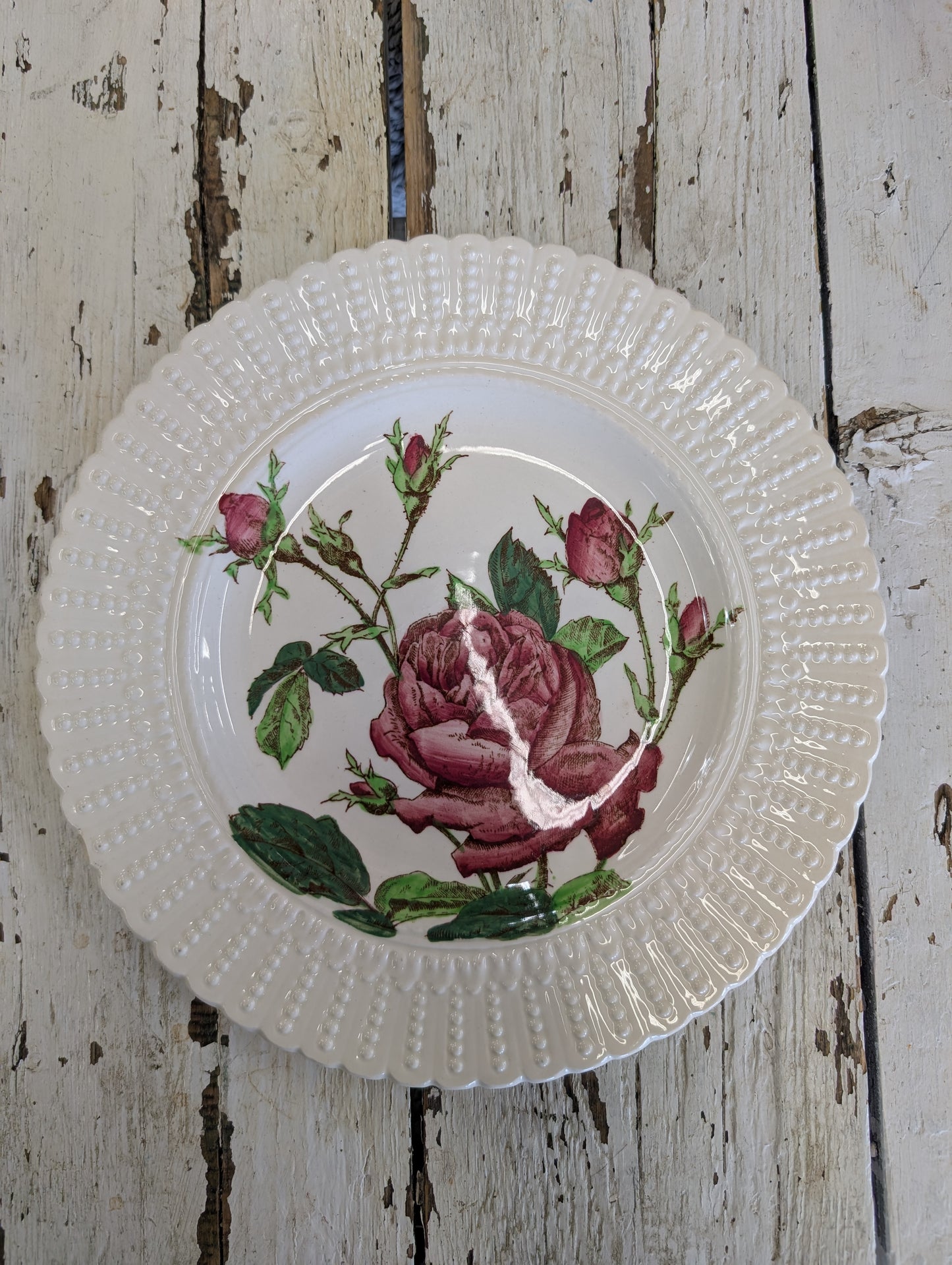 Red flower plate