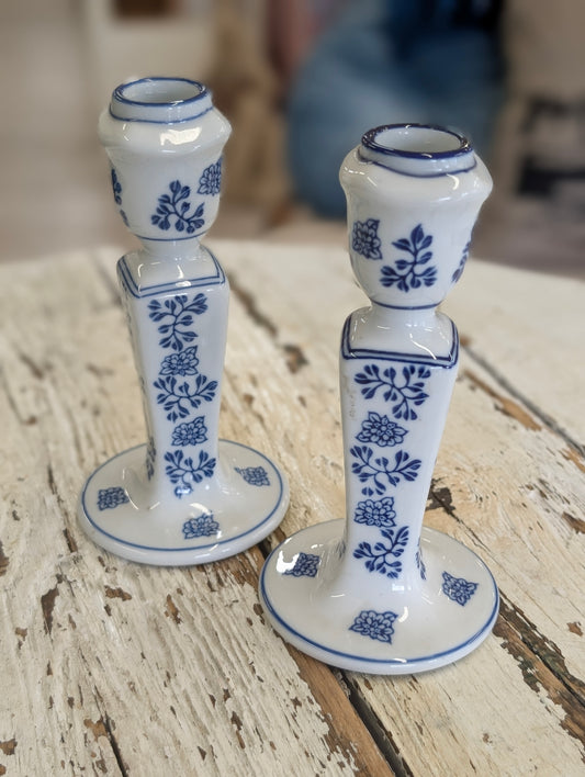 Set of blue ceramic cable holders