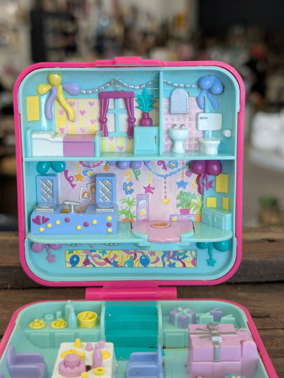 Polly Pocket Birthday Party - Time