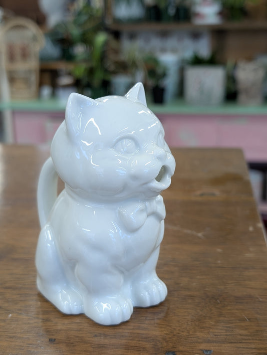 Kitty creamer