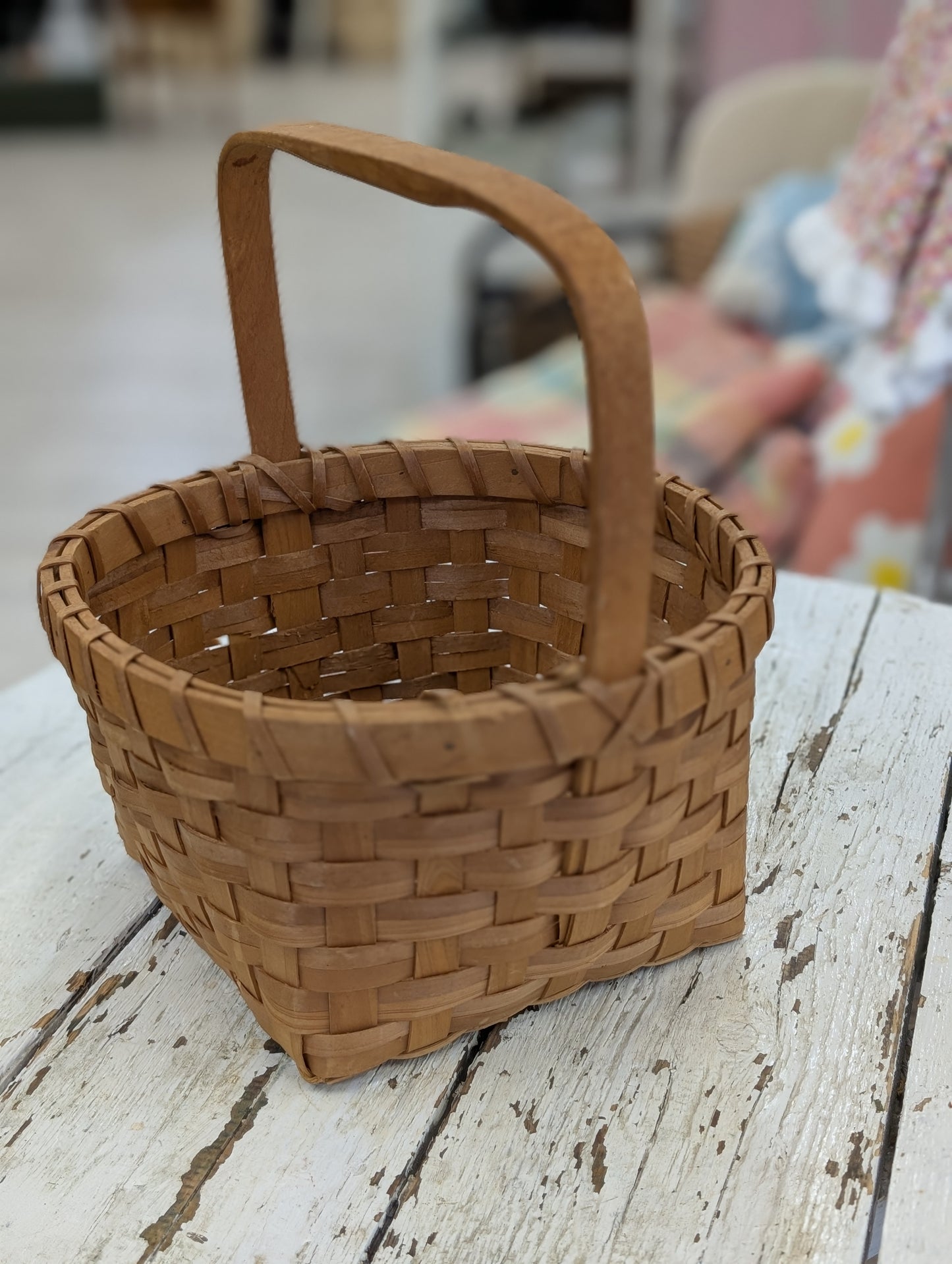 Whicker basket wooden handle