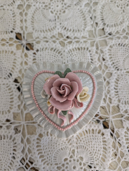 Heart ceramic container