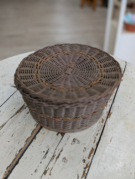 Wicker basket