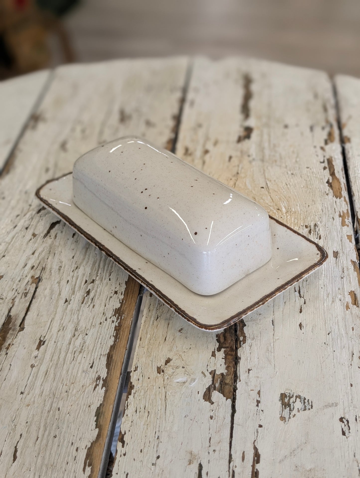 J&G Meakin Lifestyle dinnerware