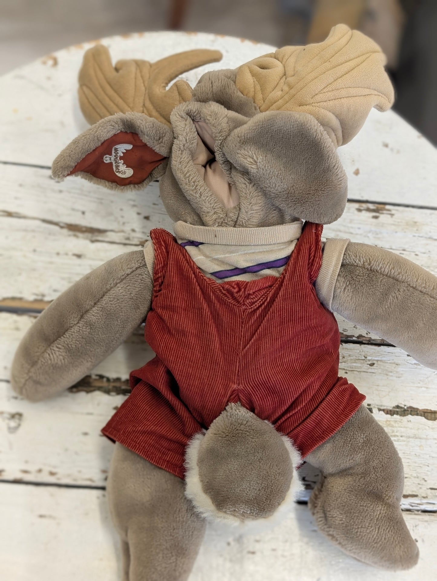 Wrinkles moose puppet