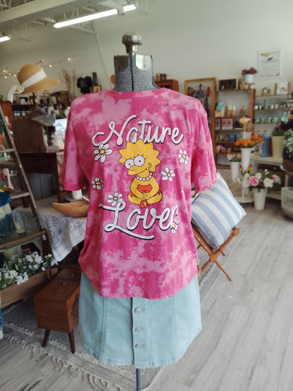 Lisa Simpson (Nature Lover) T-Shirt