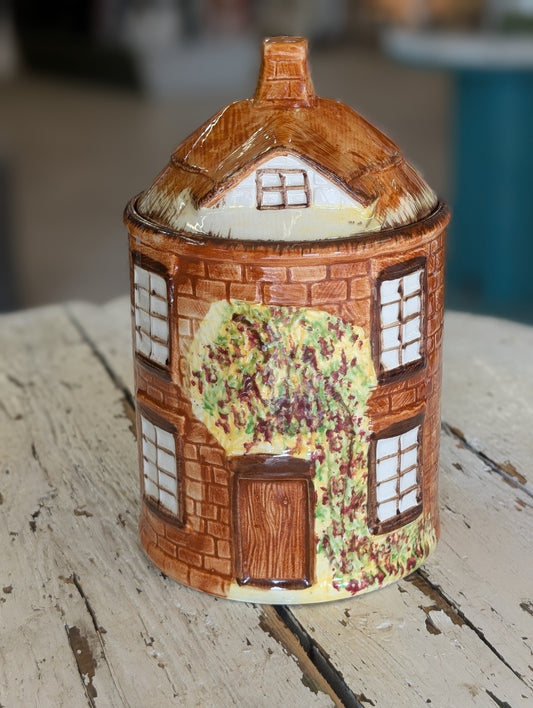Ye Olde Cottage  Cookie Jar