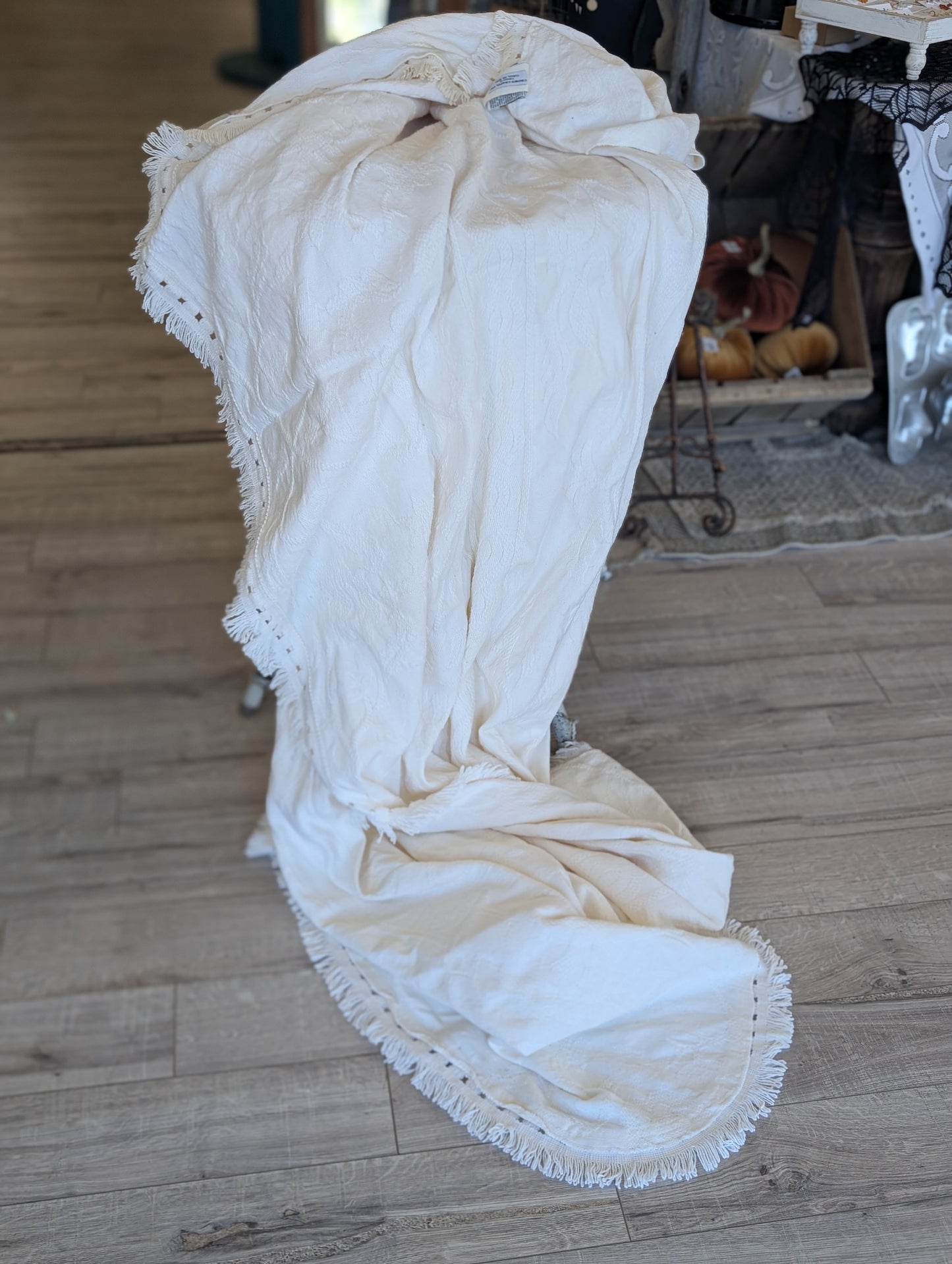 Cotton coverlette