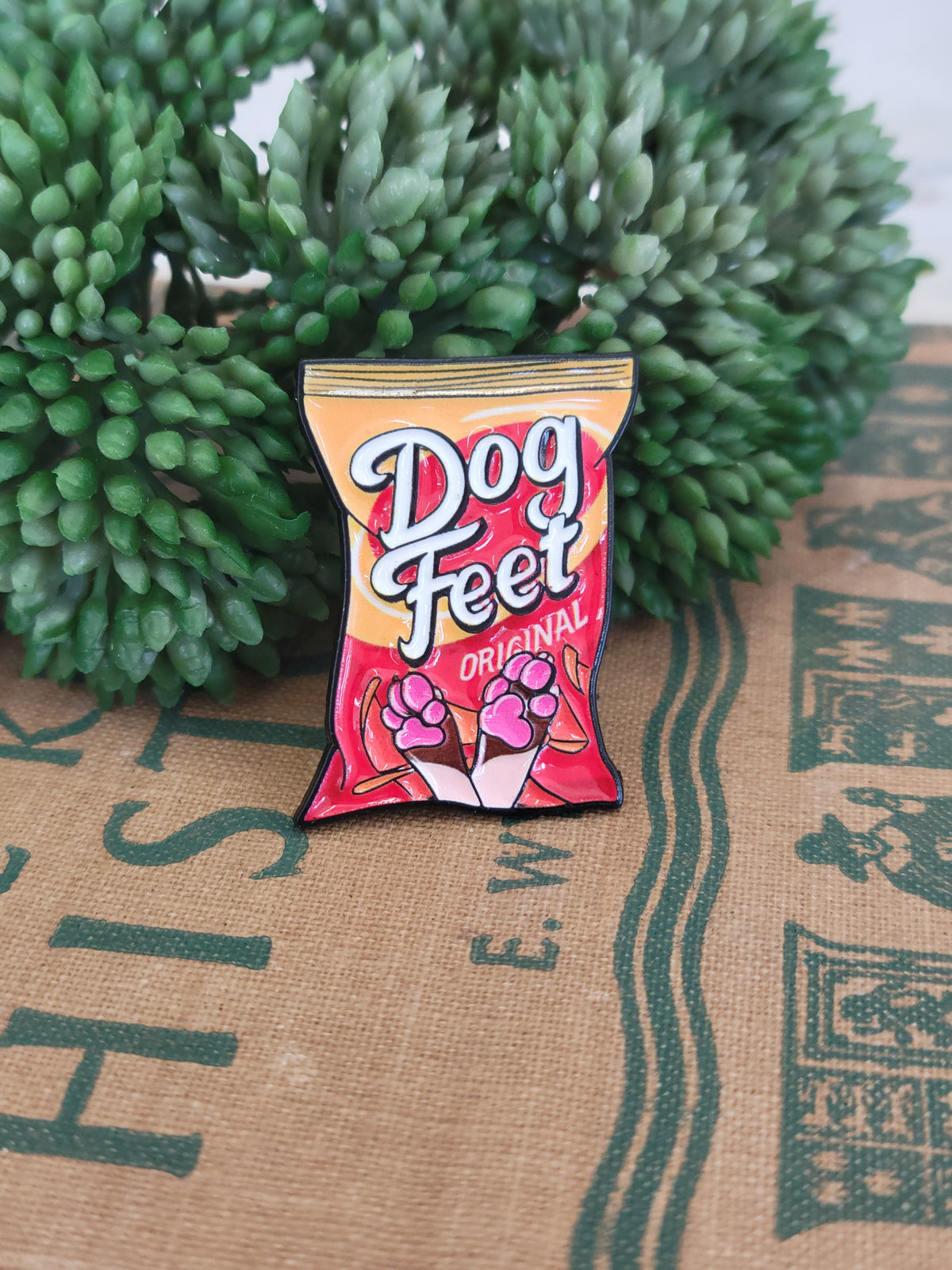 Dog feet Pin