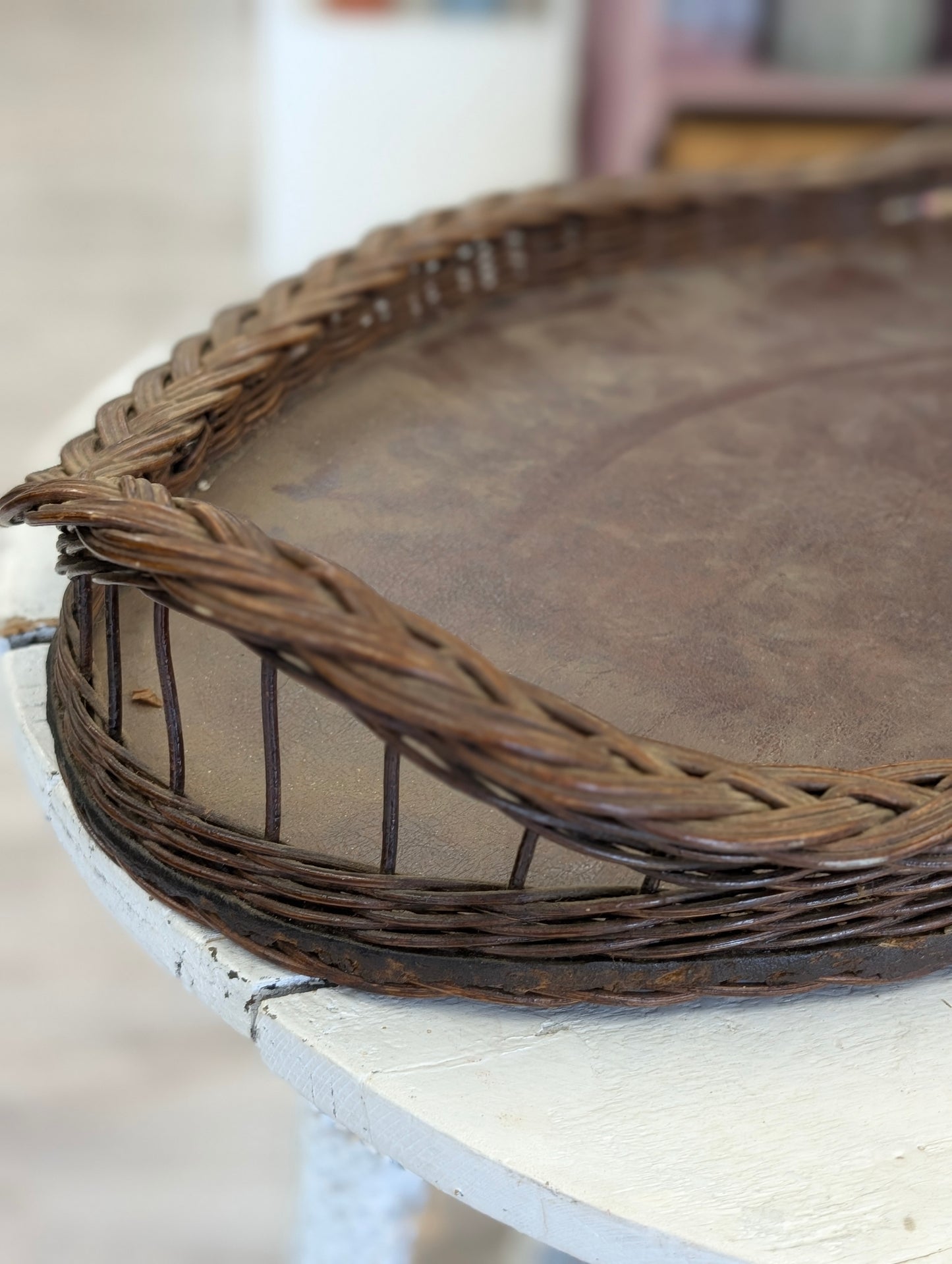 Wicker tray